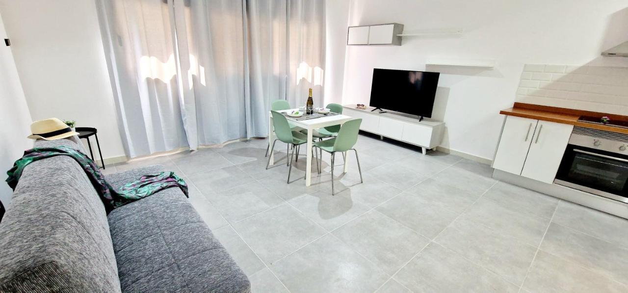 Apartamentos Playa San Juan & Wifi Free 기아데이소라 외부 사진