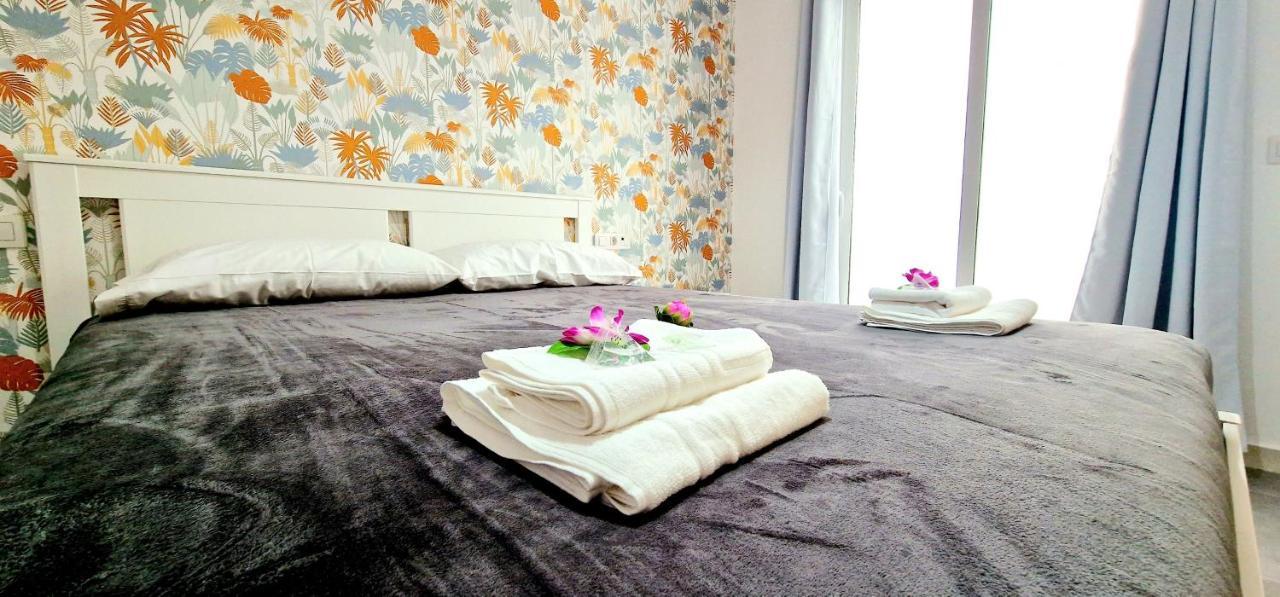 Apartamentos Playa San Juan & Wifi Free 기아데이소라 외부 사진